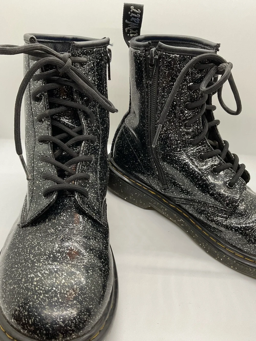 DR. MARTENS “Black Glitter” Junior 1460 Lace Up Boots Youth Girls Sz 6 /boy’s Sz